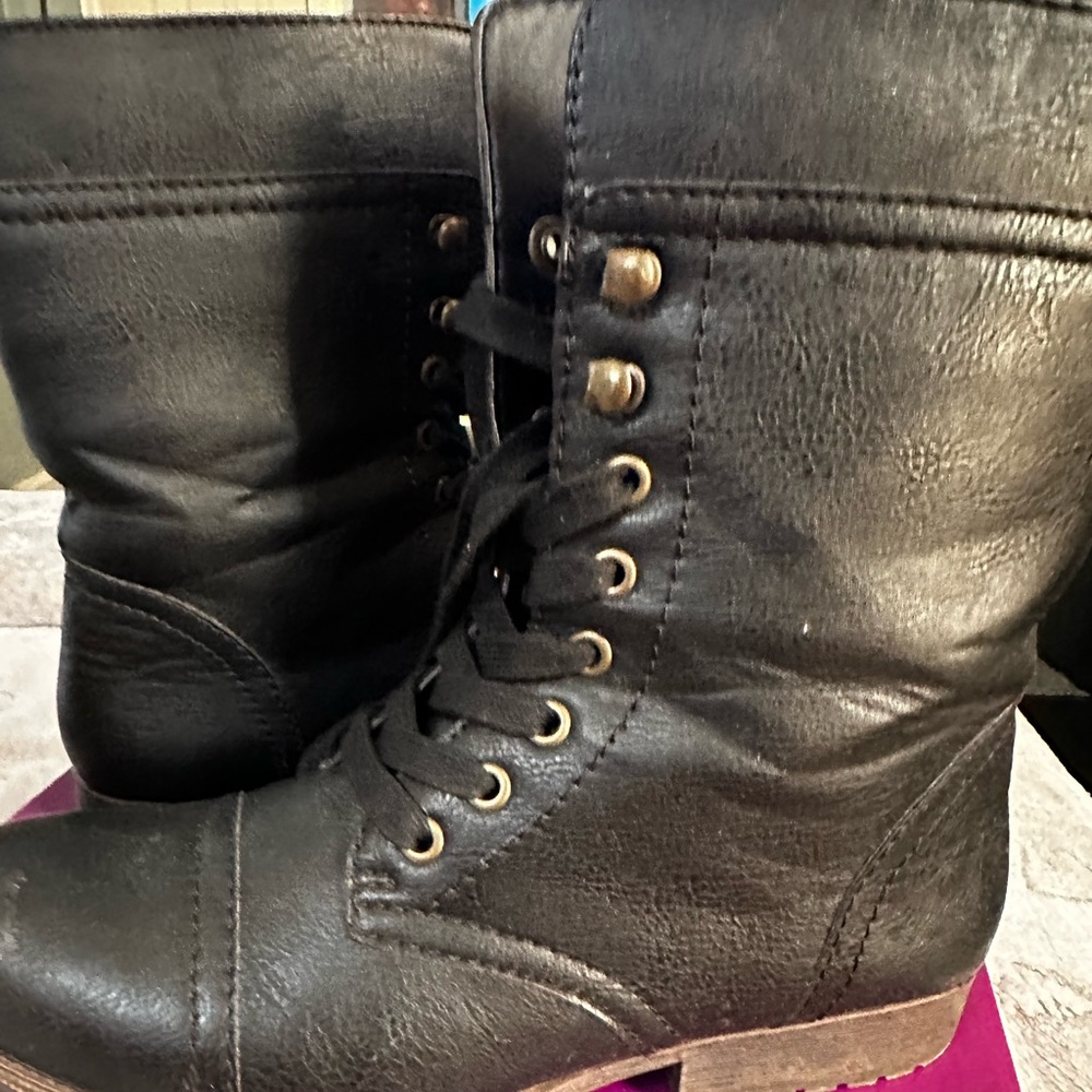 Black Vintage Boots